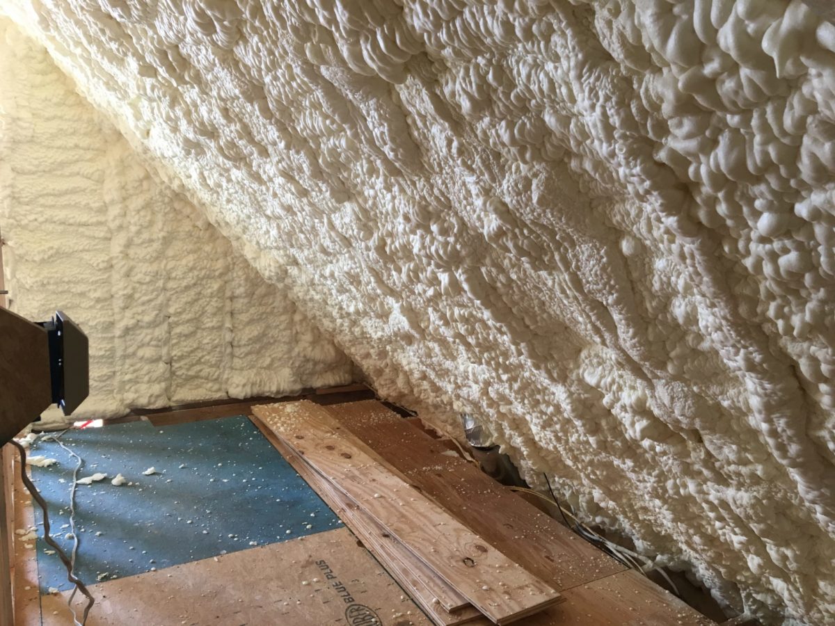 How long does spray foam insulation last? Sunlight Contractors